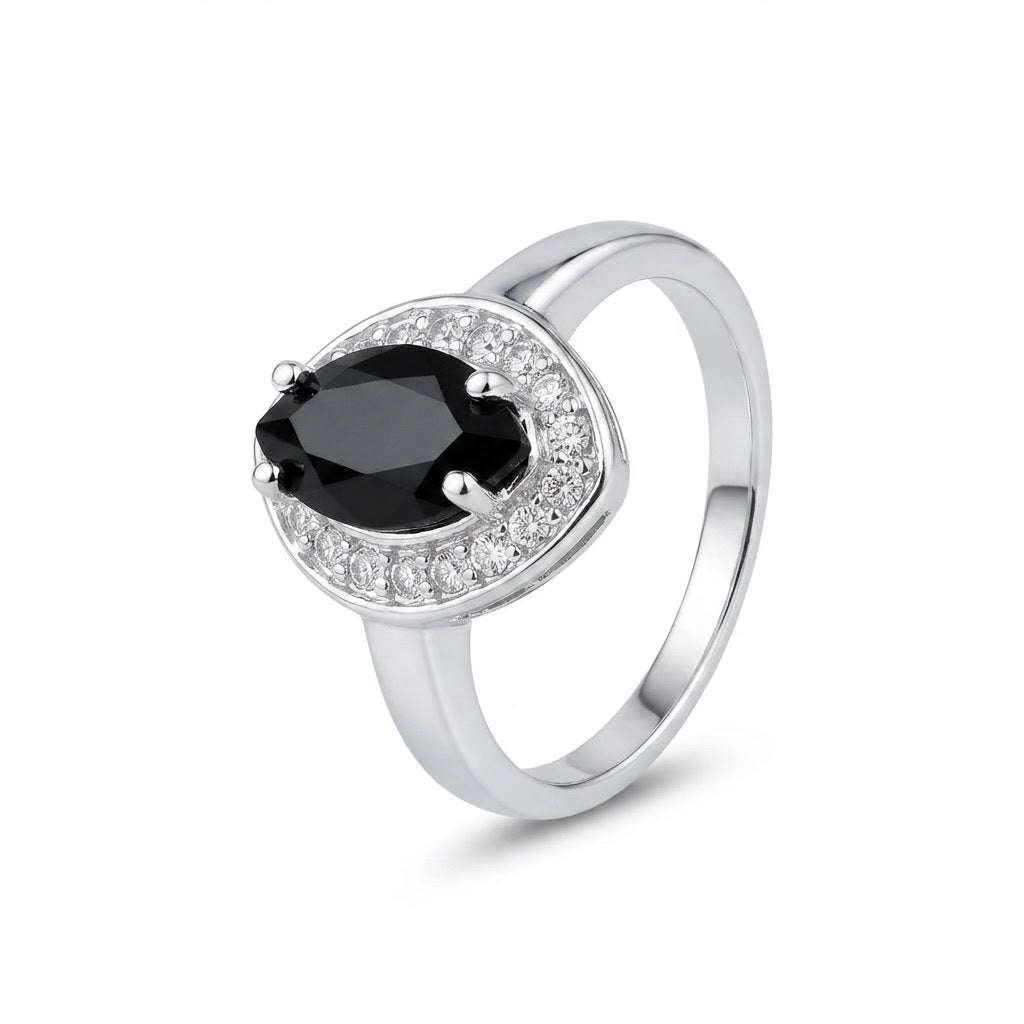 Anillo Almendra Circón Negro Rodeado