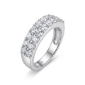 Anillo Doble Cintillo Circones Blancos
