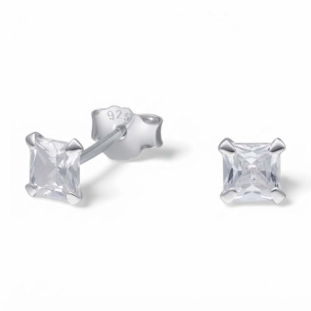 Aros Pegados Circón Cuadrado Blanco 4.5 mm
