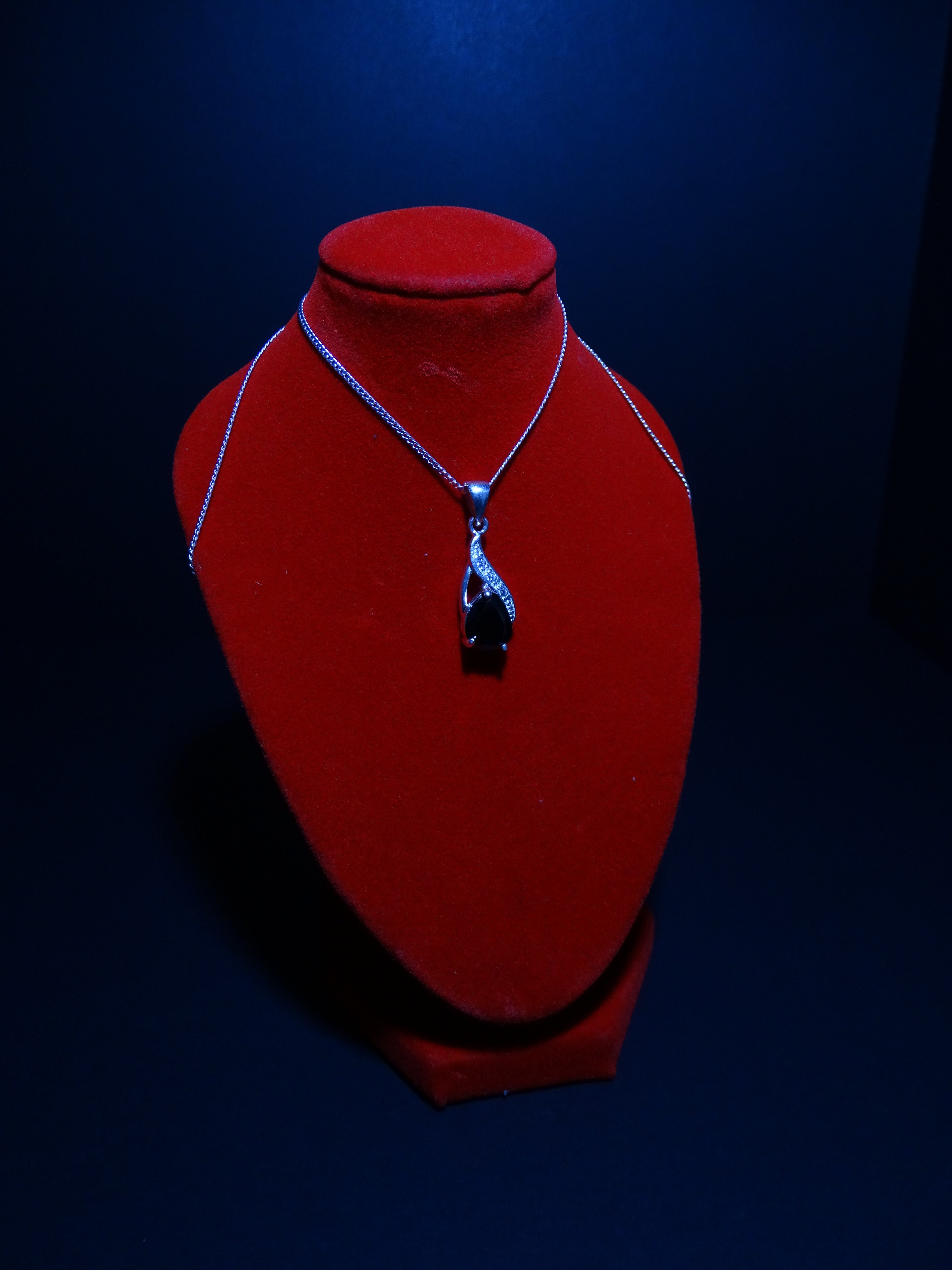 Colgante Lágrima Piedra Negra Plata 925 - Limitado