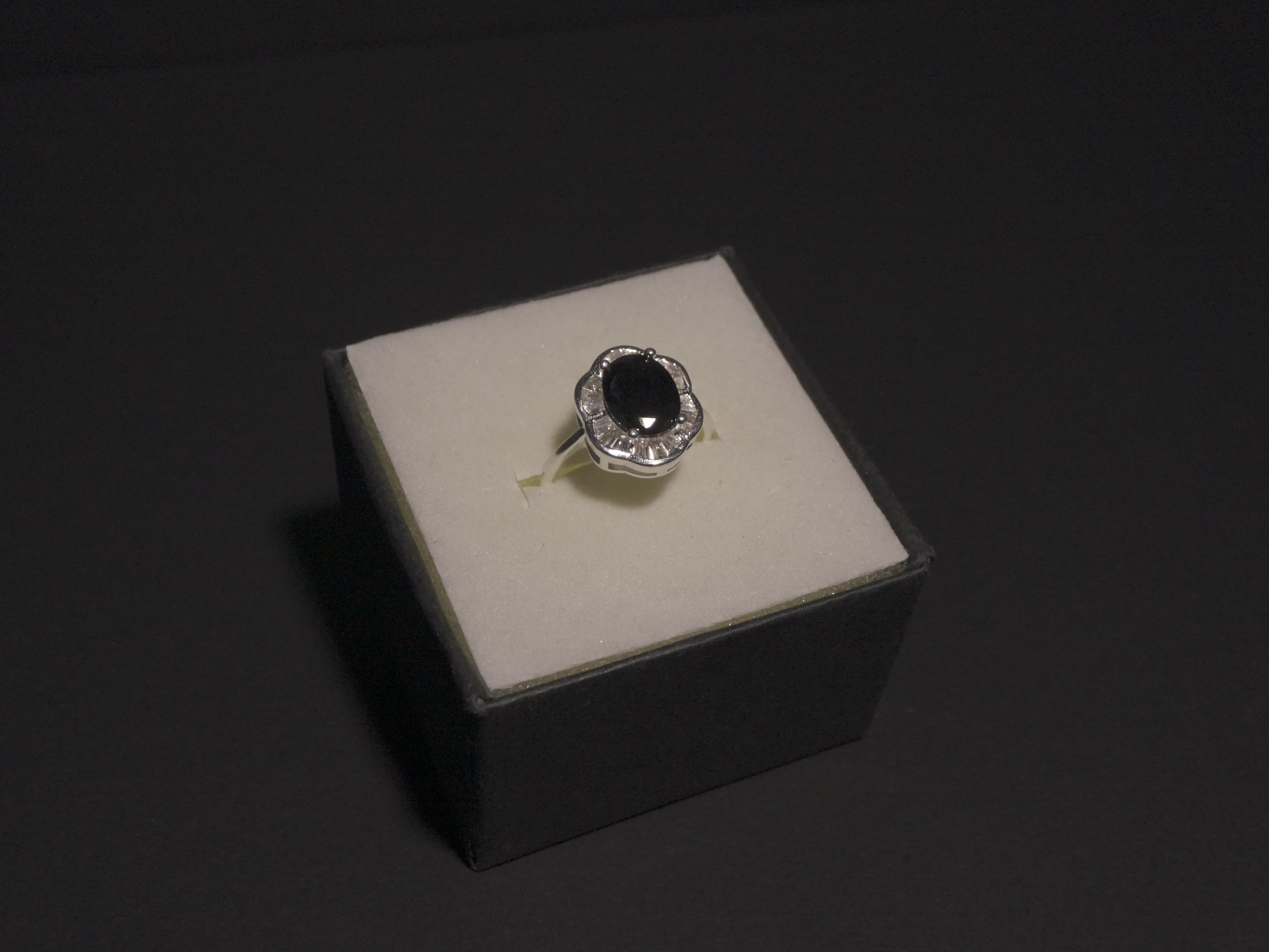 Anillo Flor Piedra Negra Plata 925