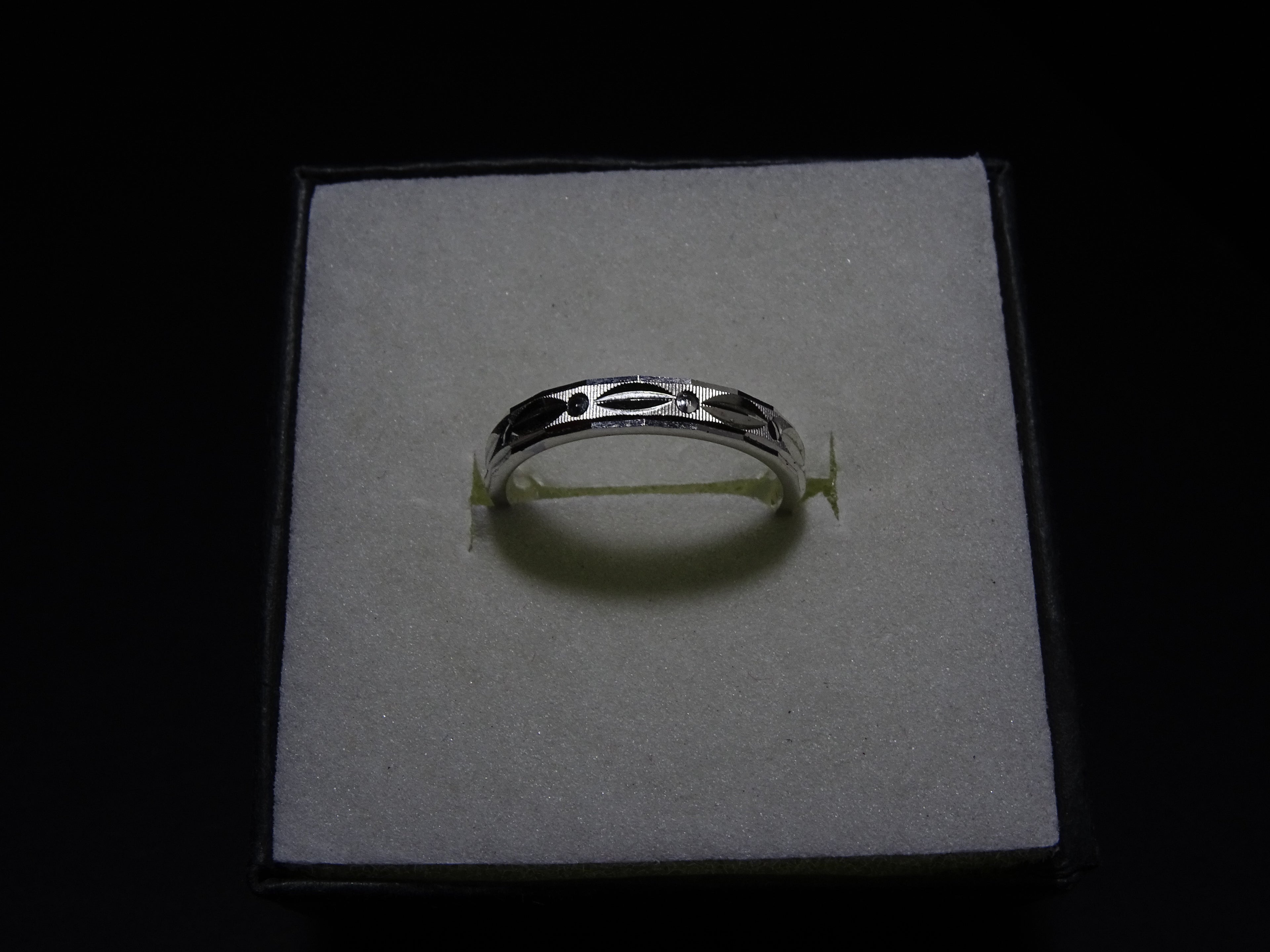 Anillo con Diseño Grabado Plata 925