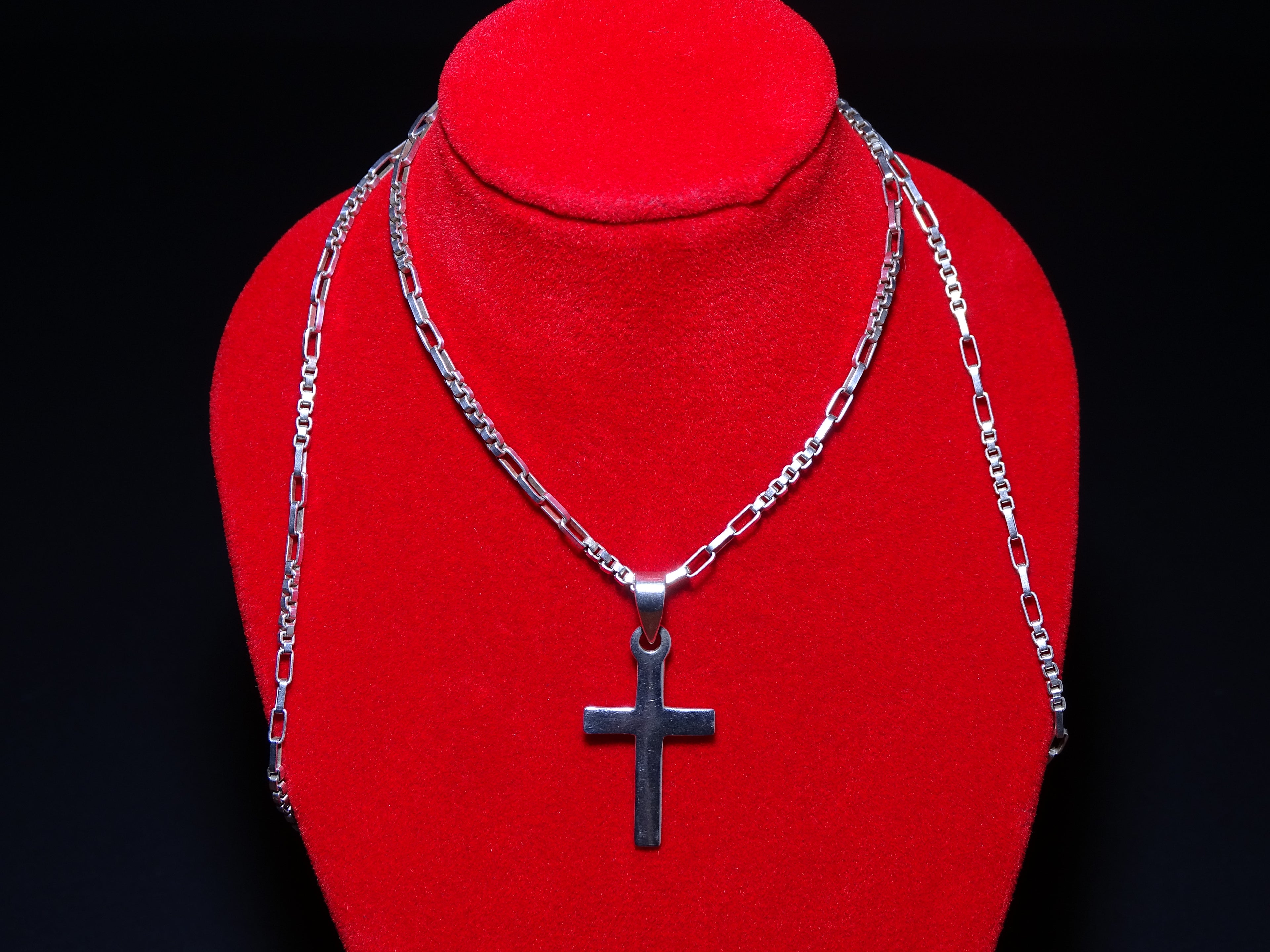 Cadena con Colgate de Cruz