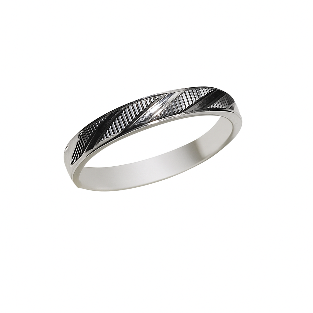 Anillo con Diseño de Cortes Plata 925